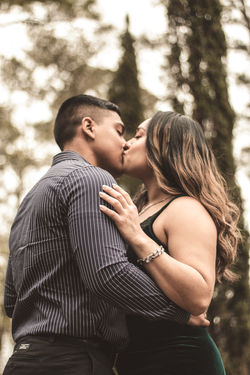 Couple's Valentines Day Photos at Mercer Botanical Gardens
