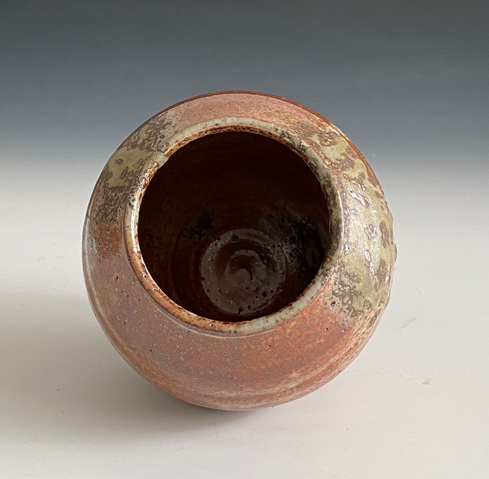 Thumbnail: Shino moon jar