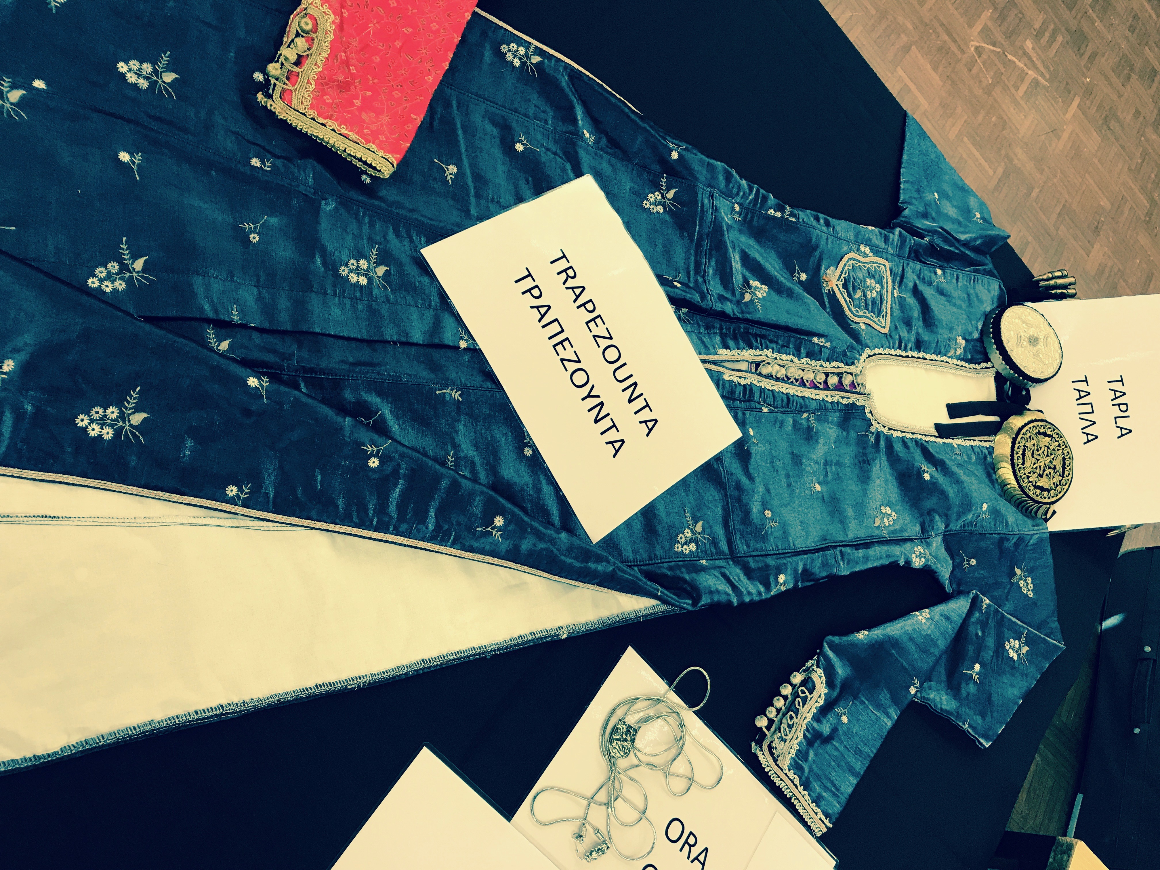 Pontian Womens Outfit
