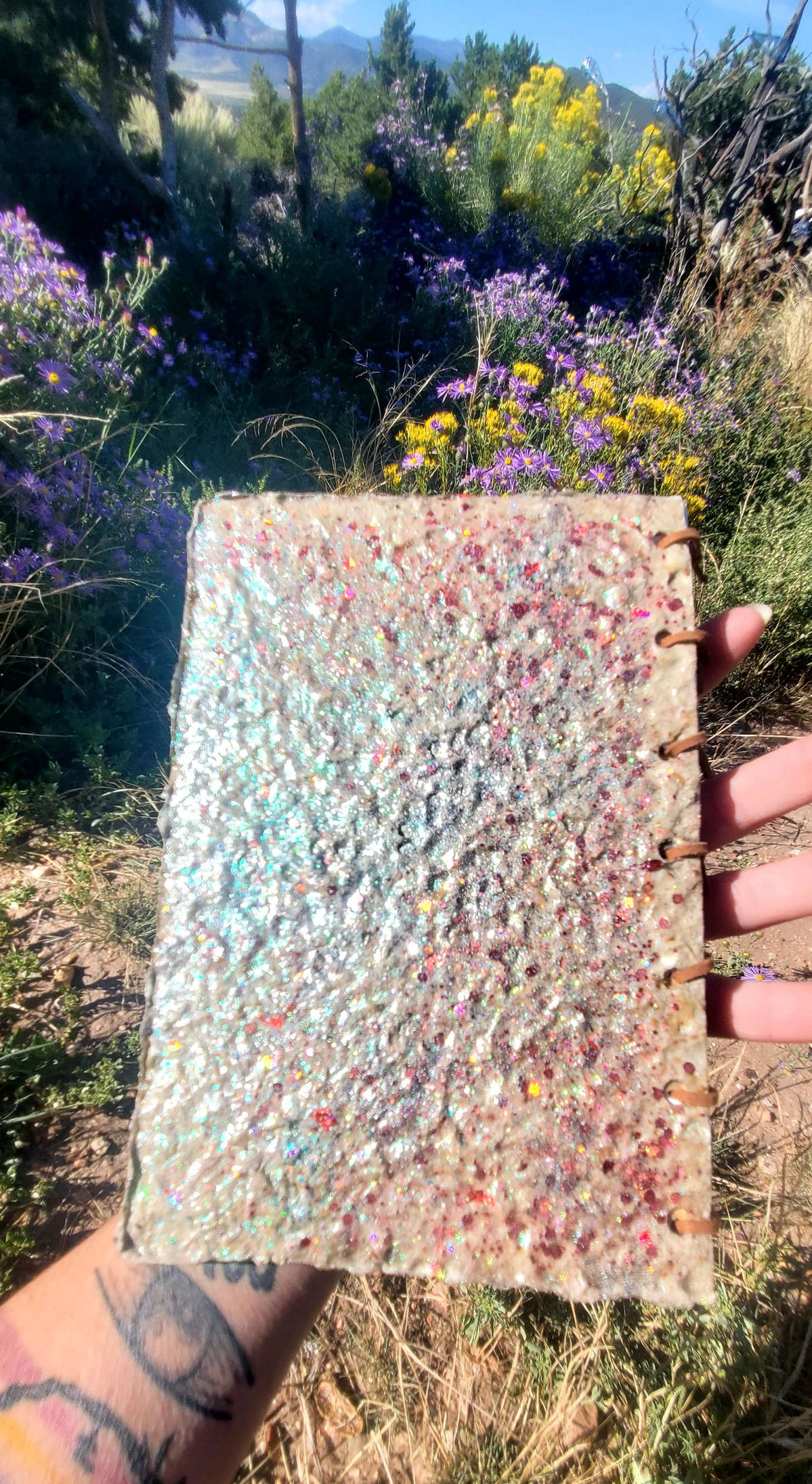 Sunflower Sparkle Journal, photo 4 of 8
