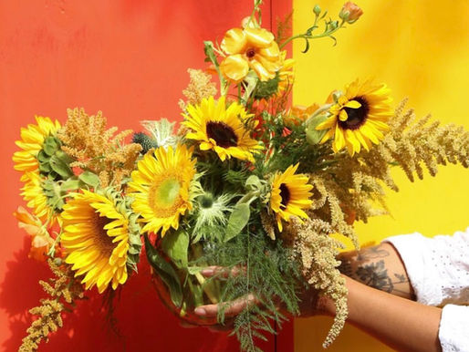 Learn How to Arrange Summer Flowers Like Master Florist Bella Meyer, Marc Chagall’s Granddaughter