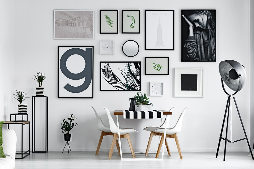 Art and photo walls interior