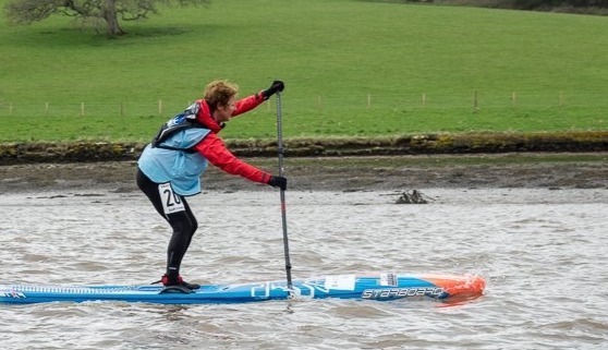 Lesley Hodge with a perfectly sized paddle