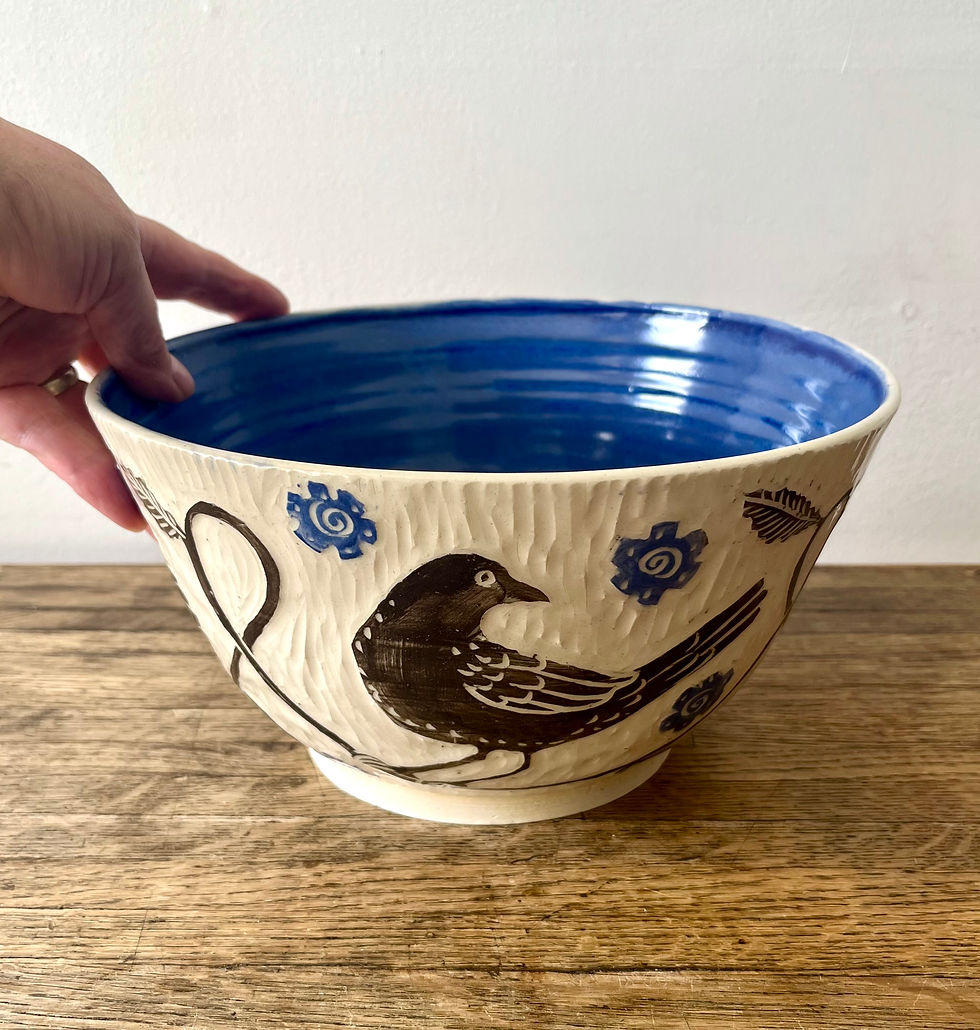 Thumbnail: Large Sgraffito 3 Crows Serving Bowl