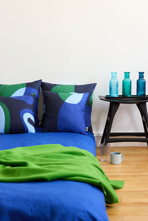 Coussins décoratifs, Design contemporain, Art moderne, Coussins faits main, Art textile, Design d'intérieur, Artisans designers, Designers illustrateurs, Motifs graphiques, Coussins en édition limitée, Accessoires décoratifs, Décoration personnalisée, Tendance déco