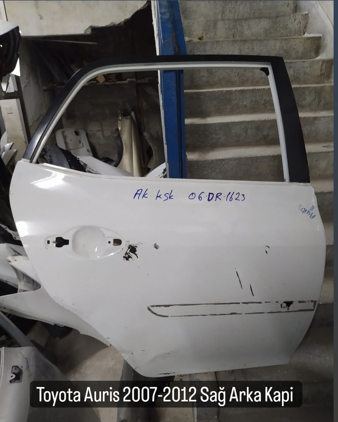 TOYOTA AURİS SAG ARKA KAPİ 2007-2008-2009-2010-2011