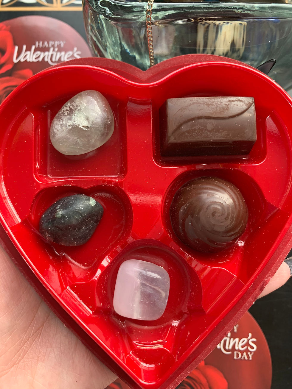 Thumbnail: Assorted Healing Crystal Gift Set
