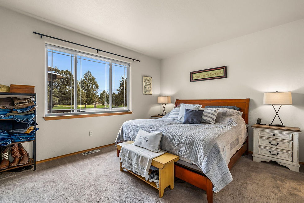 Thumbnail: Gorgeous Eagle Crest Home For Sale Redmond, Oregon