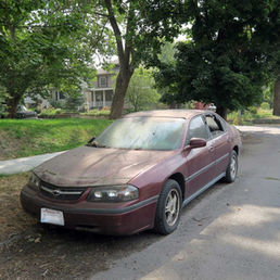 abandoned-car.jpeg