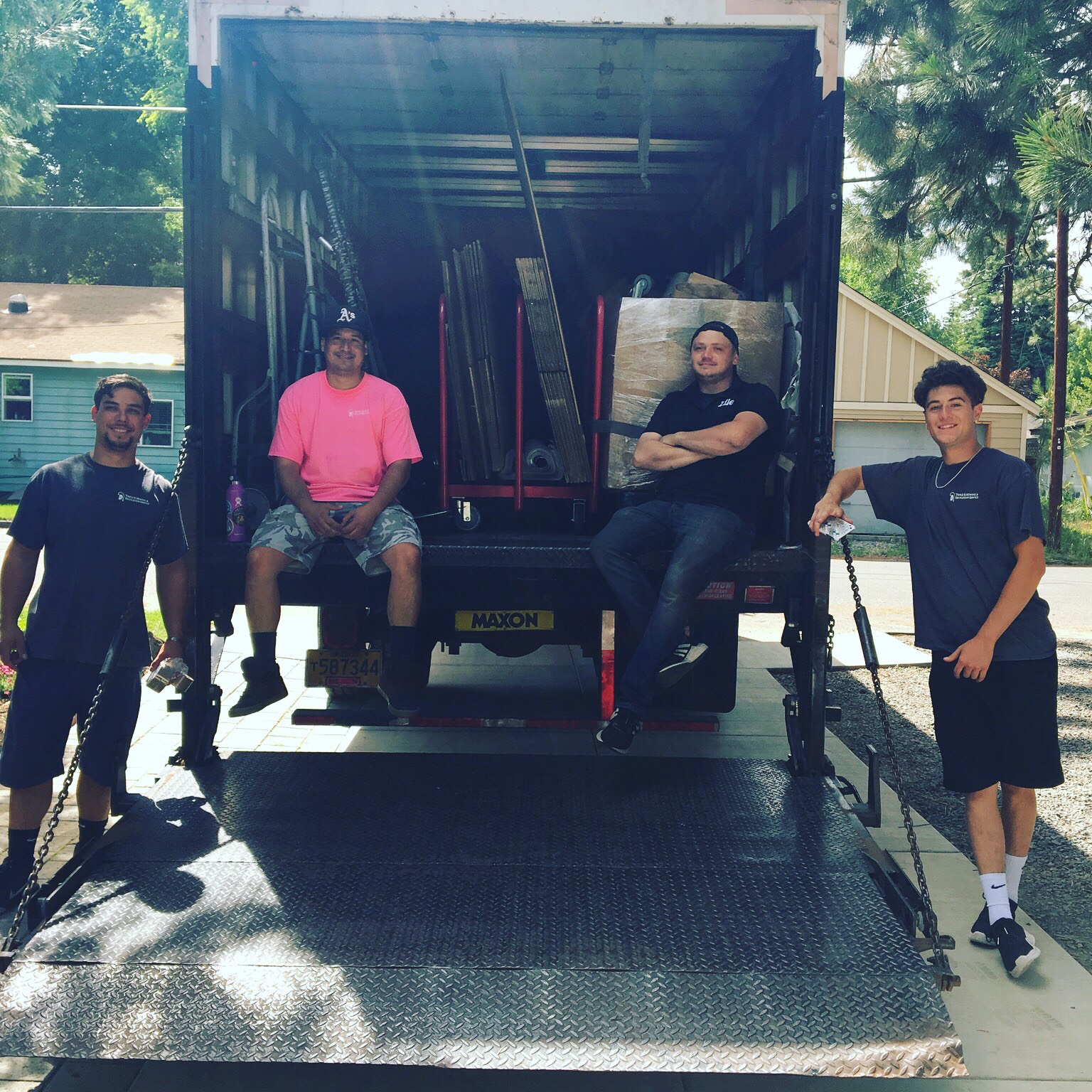 Triple R Moving team, Redmond, Oregon
