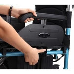 MCF 2002 摺合式鋰電池電動輪椅 - 2