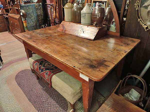 Pine Table