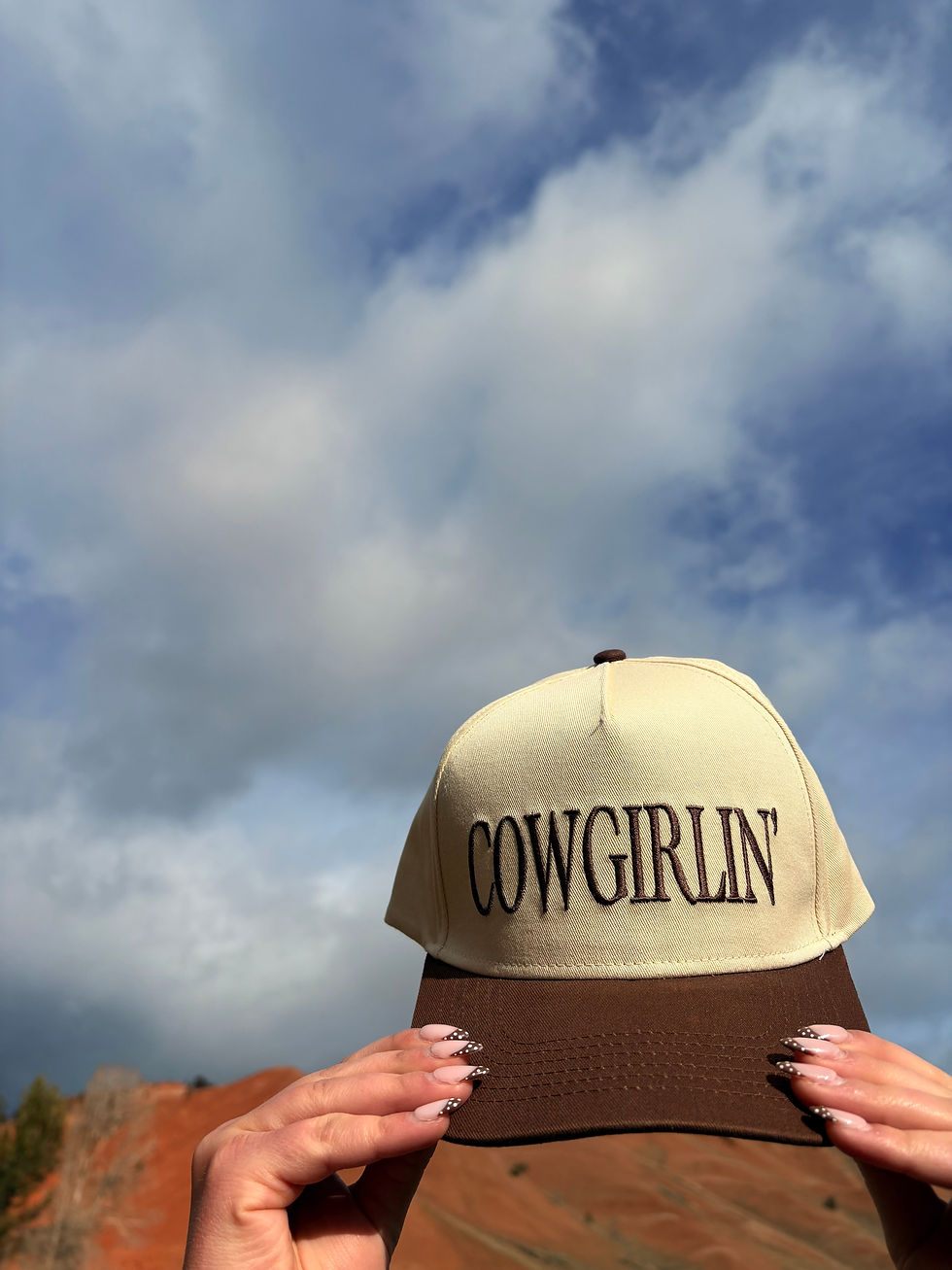 COWGIRLIN' Trucker Hat