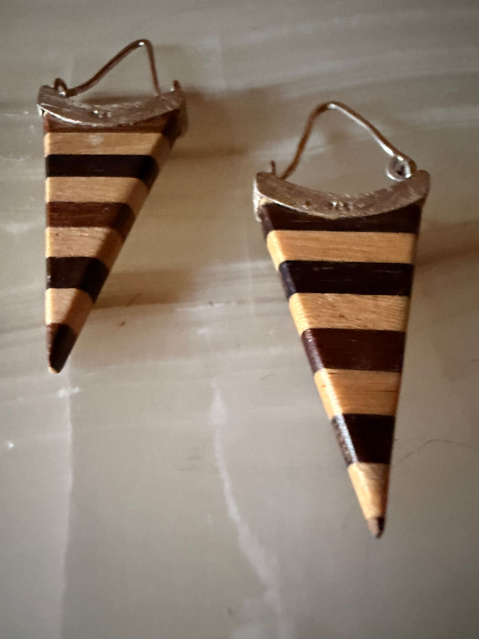 Thumbnail: Small striped Kayu tooth earring 