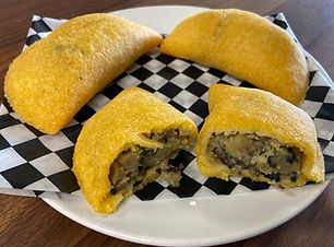 empanada vegetariana cafe andes.jpg