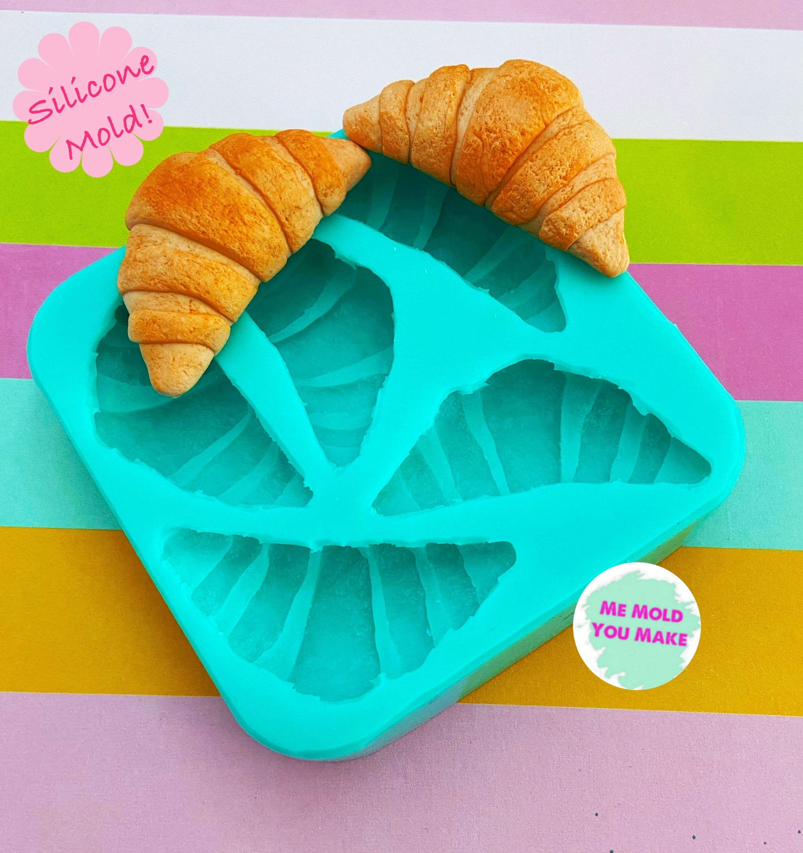 Silicone mould of 5 x little croissants