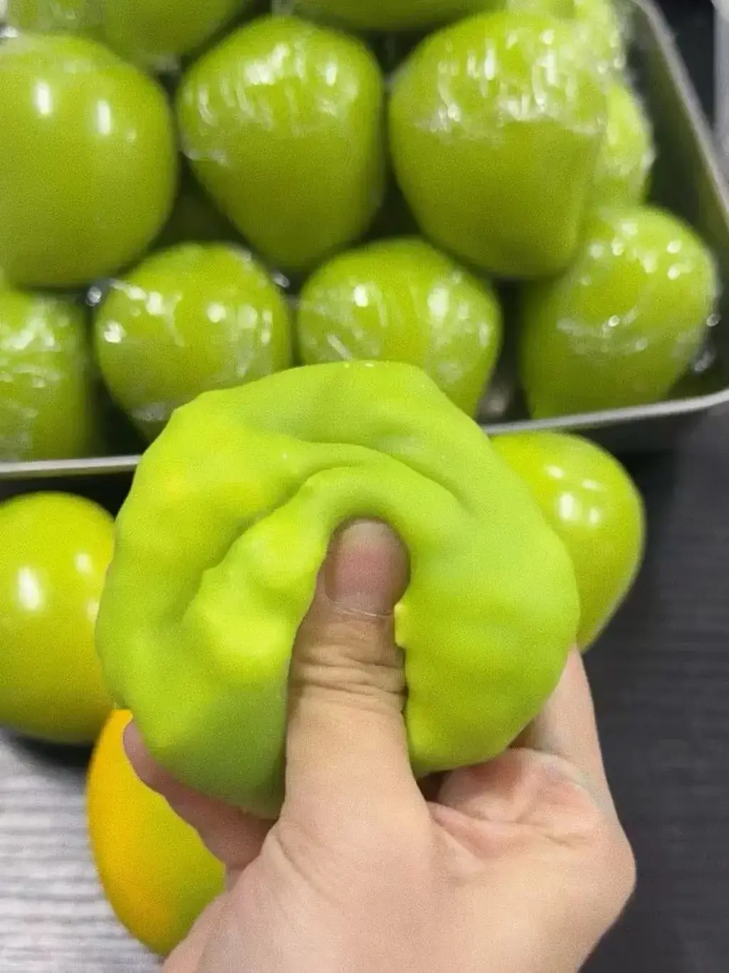 Color Changing Mango Squishy Fidget Toy, Soft ASMR Sensory Squeeze