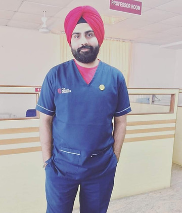 Best Dentist Of Dhanbad, Dr Karan Narang. Best Dental Care Near You. 