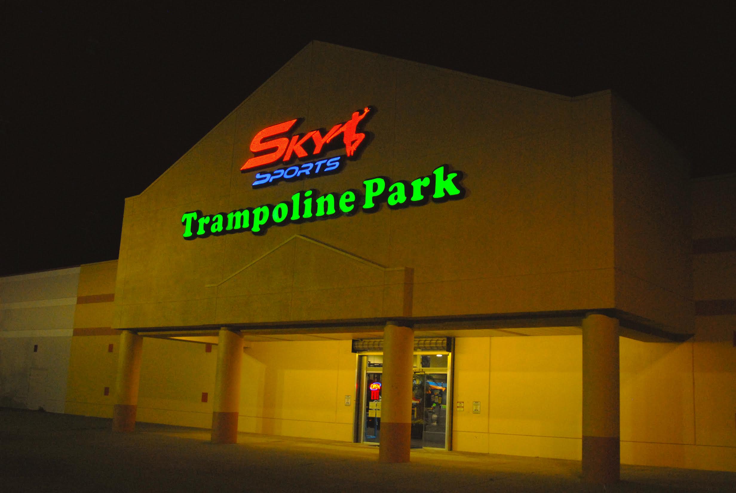 Sky Sports Trampoline Park Houston Texas