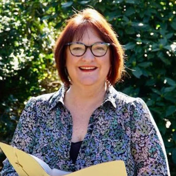 wedding celebrant
funeral celebrant
celebrant training
train to be a celebrant
celebrant circle
international college of professional celebrants
academy of modern celebrancy
celebrant collective
professional celebrant 
independent celebrant 
