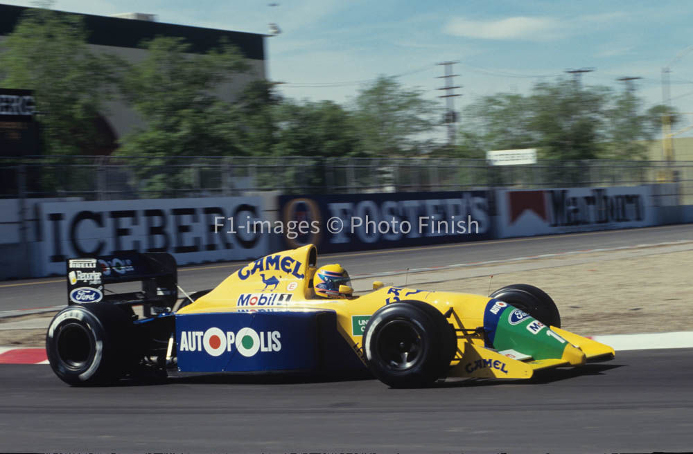 USA GP Phoenix Arizona USA 1991 Roberto Moreno Benetton B19 Benetton. 03