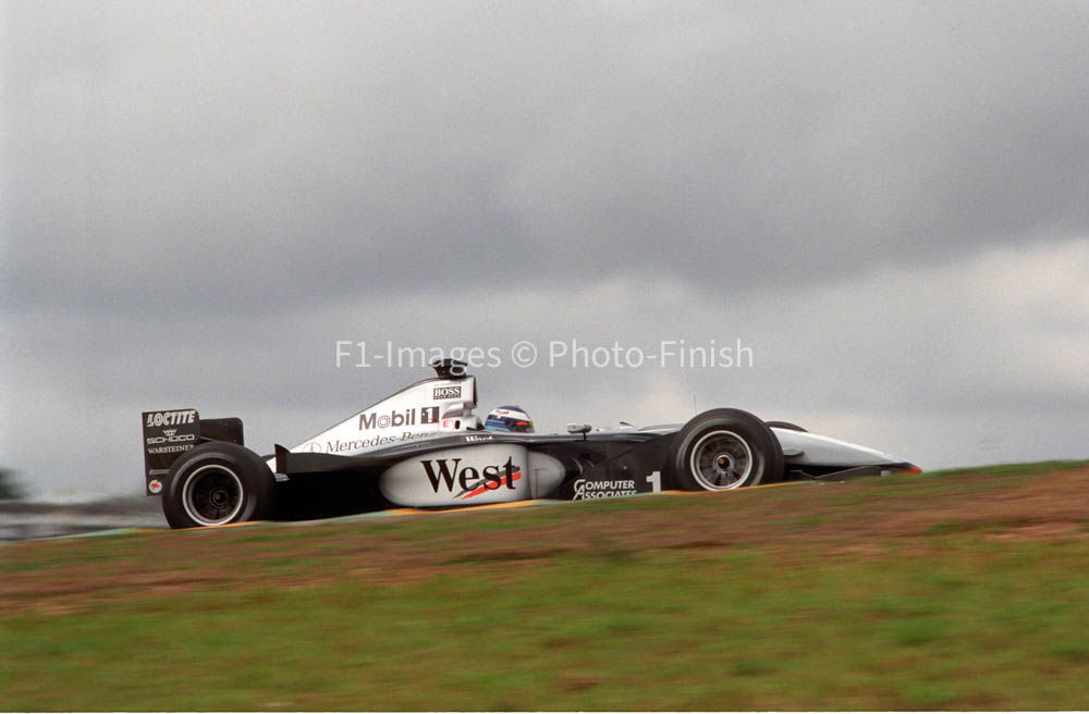 Brazilian GP Interlagos Sao Paulo Brazil 1999 Mika Hakkinen McLaren. 03