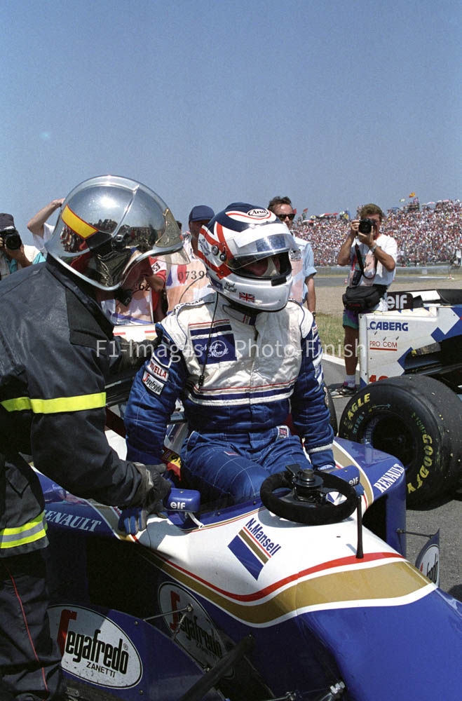 French Grand Prix, Magny-Cours, France. 1994 Nigel Mansell W Williams. 05