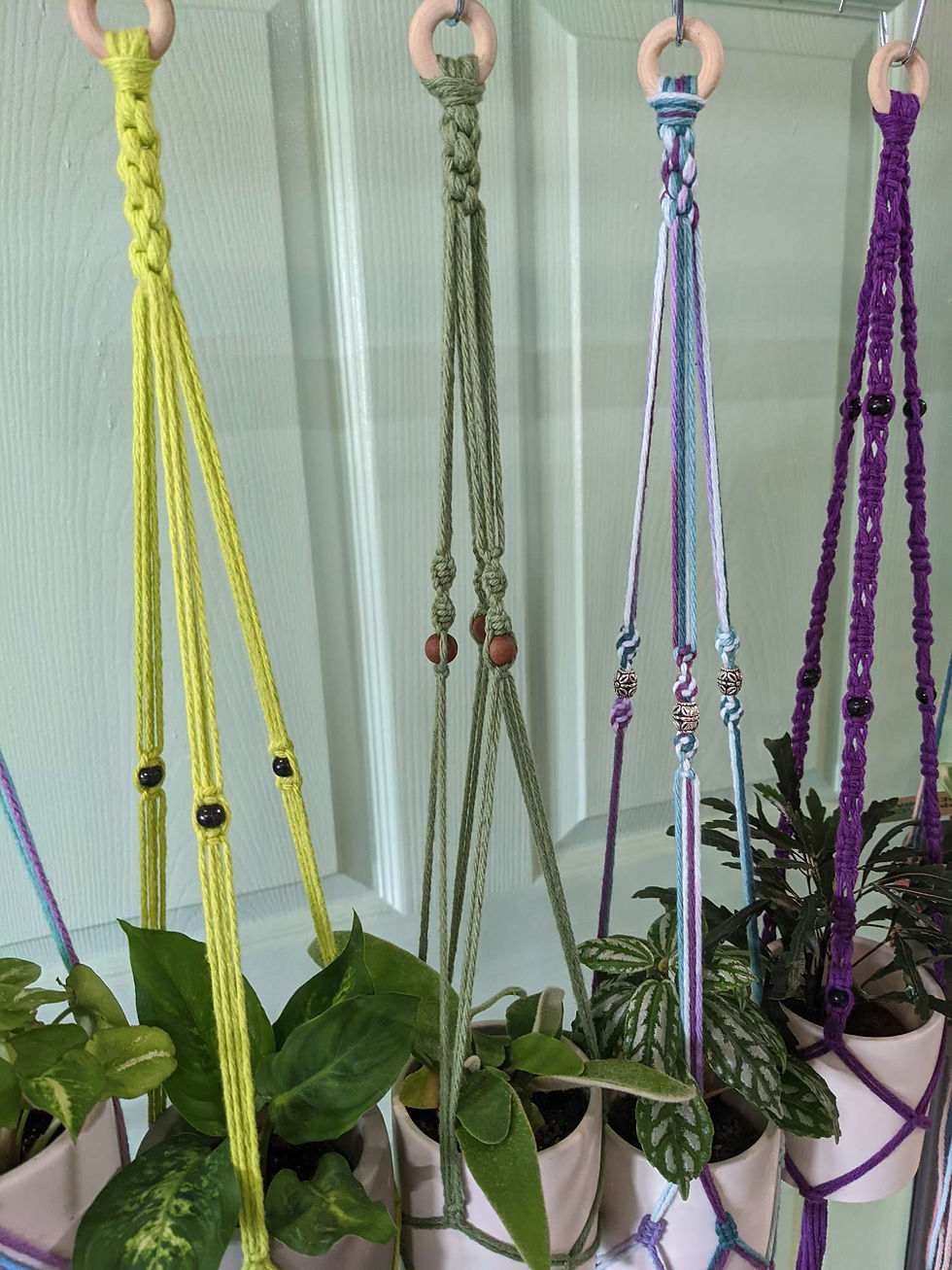 Thumbnail: Mini Macrame