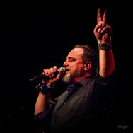 Chris Ellis of Ellis Mano Band