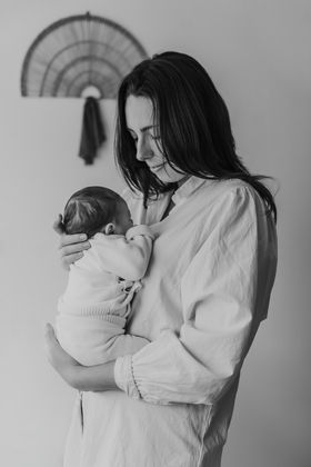 Séance naissance à Lannion en Bretagne dans les Côtes-d'Armor part la photographe Alexandra.C Photographie situé à Lannion dans les Côtes-d'Armor en Bretagne.