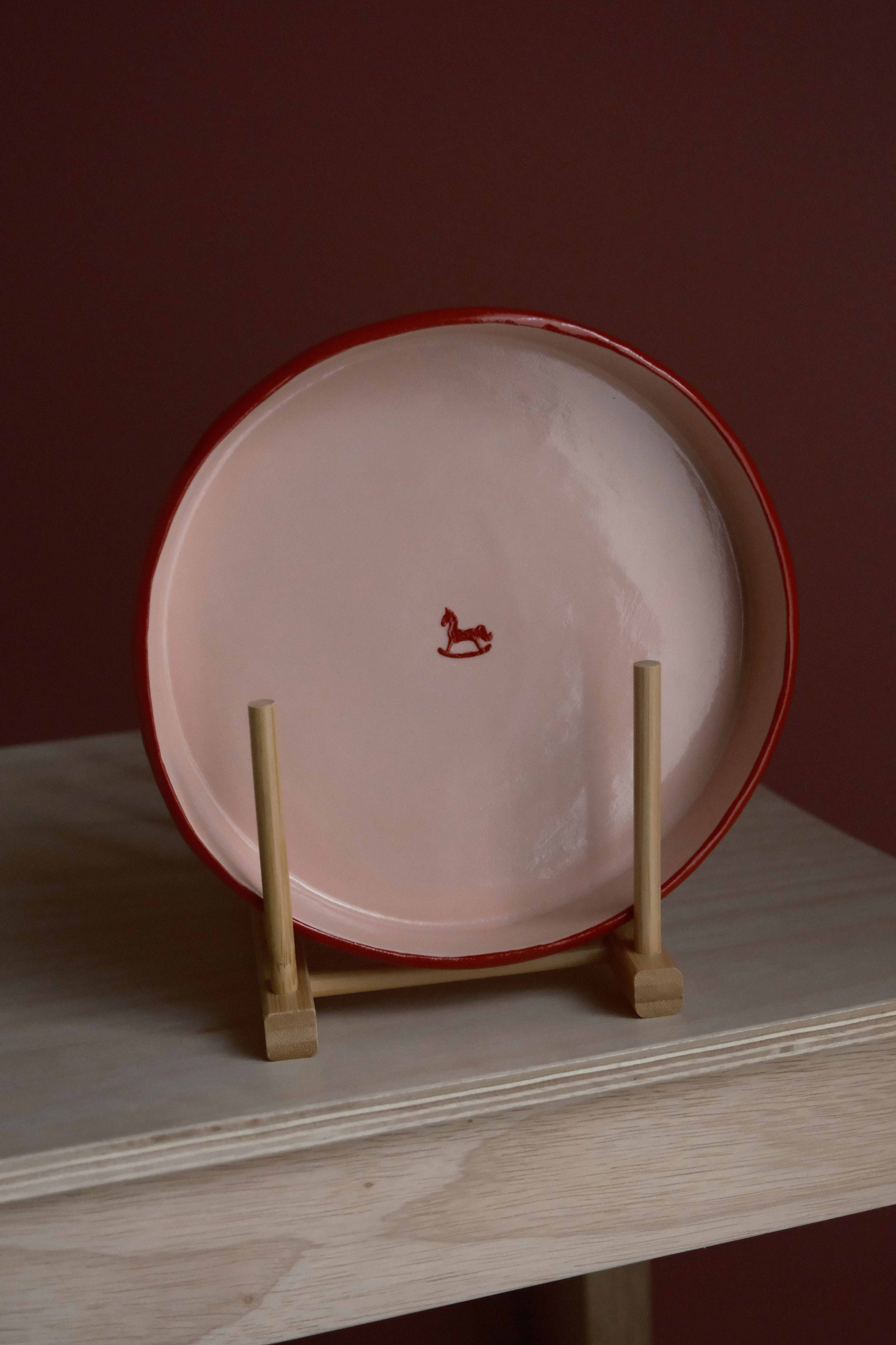rocking horse pink and red plate