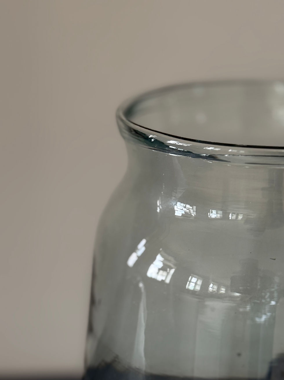 Miniaturbild: Vase aus Klarglas