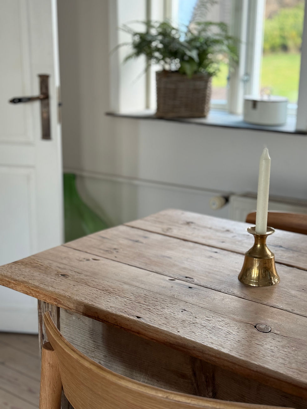 Miniaturbild: Kerzenständer aus Messing