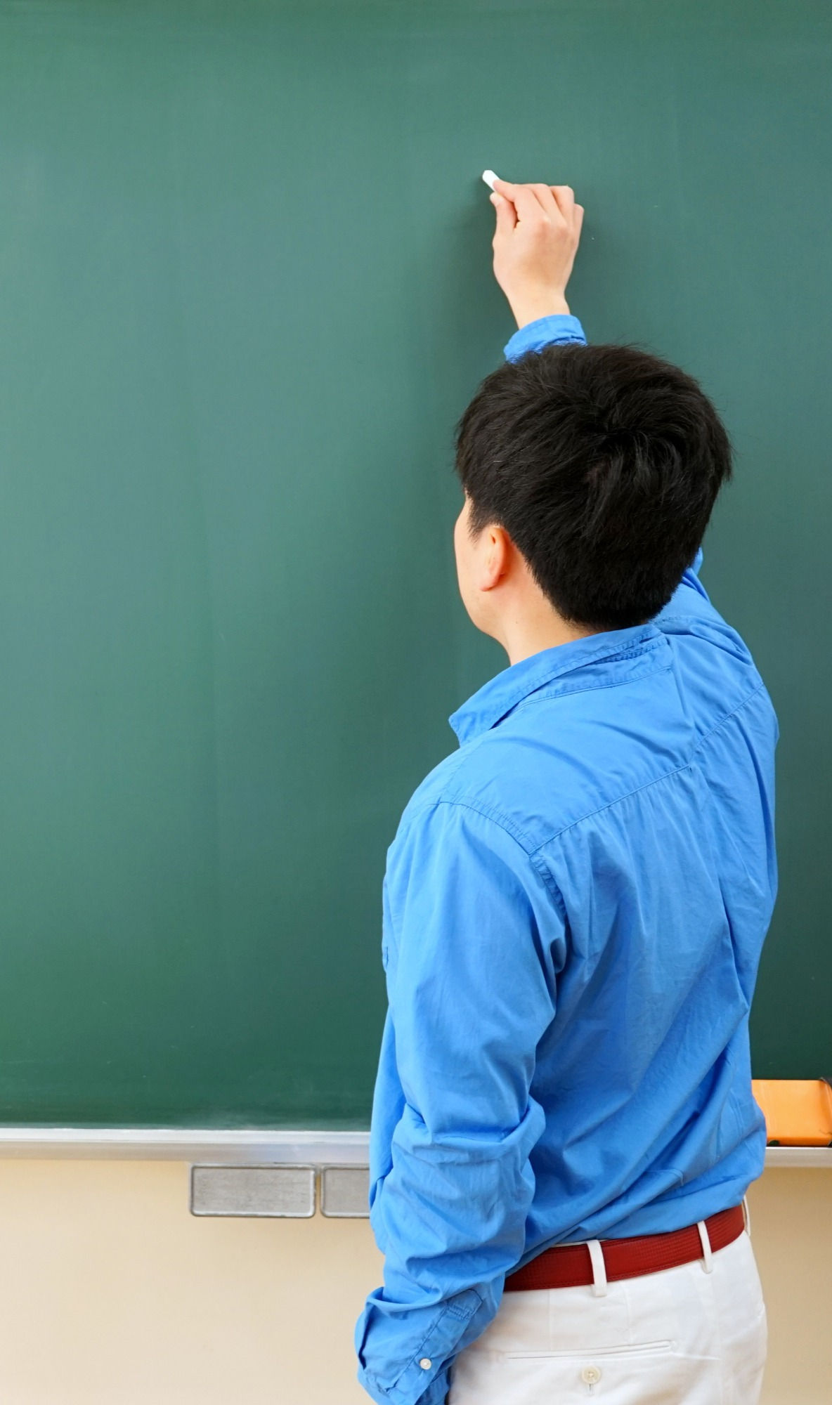 Teaching English with Low Resources (20h)
