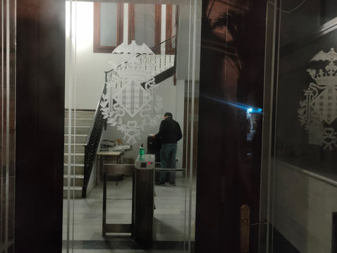 RIBÓ(COMPROMIS) SABE QUE NO SERÁ ALCALDE Y NO GOBERNARA EN EL AYUNTAMIENTO DE VALENCIA.