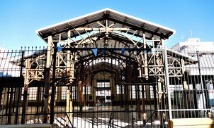 EL MERCADO MUNICIPAL DE BURJASSOT ESTA DESDE EL 2010 EN UN PABELLÓN PROVISIONAL.