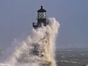 The Inwardly Sound Leader