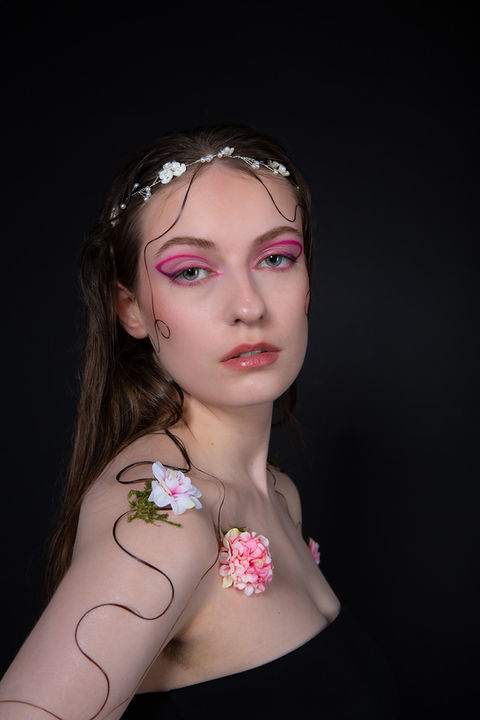 Maquillage beauté naturel réalisé par élève en formation maquillage professionnel à distance