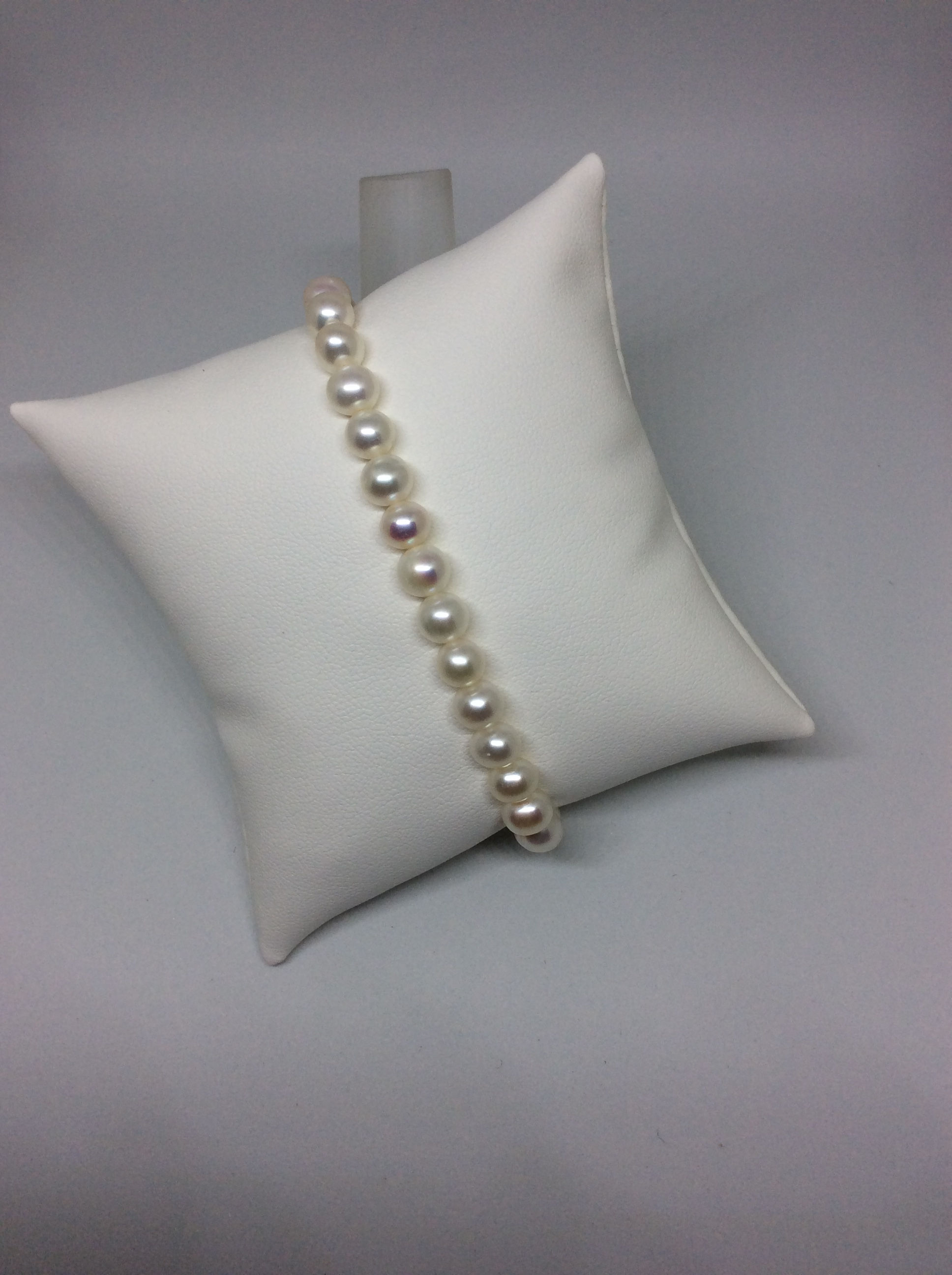 Cultured Fresh Water Pearl Bracelet W/Clasp