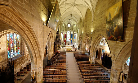 basilique_Hennebont_vue_interieure-scaled.jpg