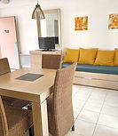 J5 salon 1_edited.jpg