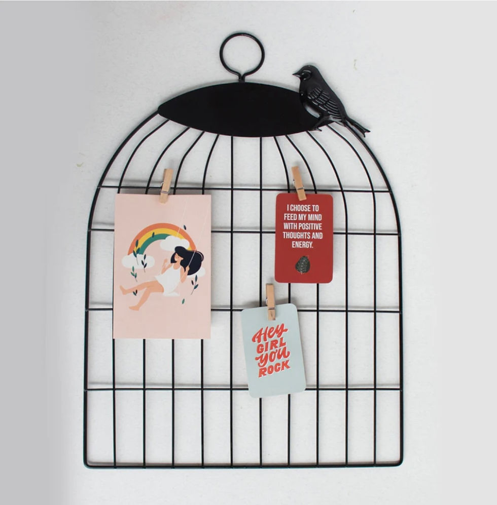Thumbnail: Bird Cage Photo Clipper