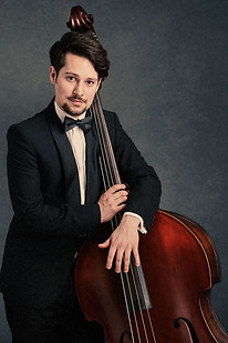Uli Permanschlager, Bassist, Sugar Sky, Band, Österreich,Funk, Soul, Jazz, Latin, Pop, Lounge Musik, Club House music, DJ, Musik, Events, Gala, Party, Hochzeit, Club, Eventgestaltung, Technik, akustisch, Solo, Duo, Trio, Quartett, Quintett