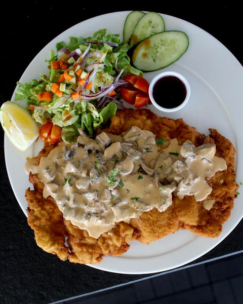 Jägerschnitzel / Hunter Schnitzel