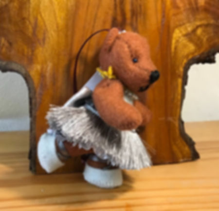 Grass skirt Bear with moveable arms and legs