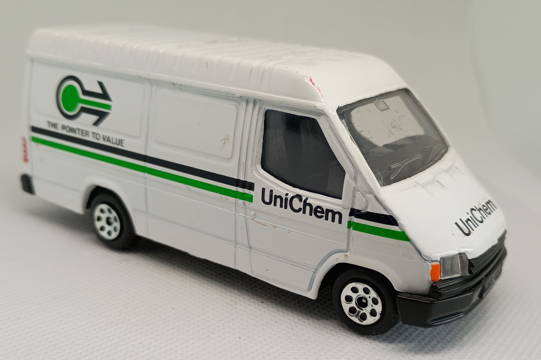 1989 Corgi C656/31 Ford Transit Van - UniChem