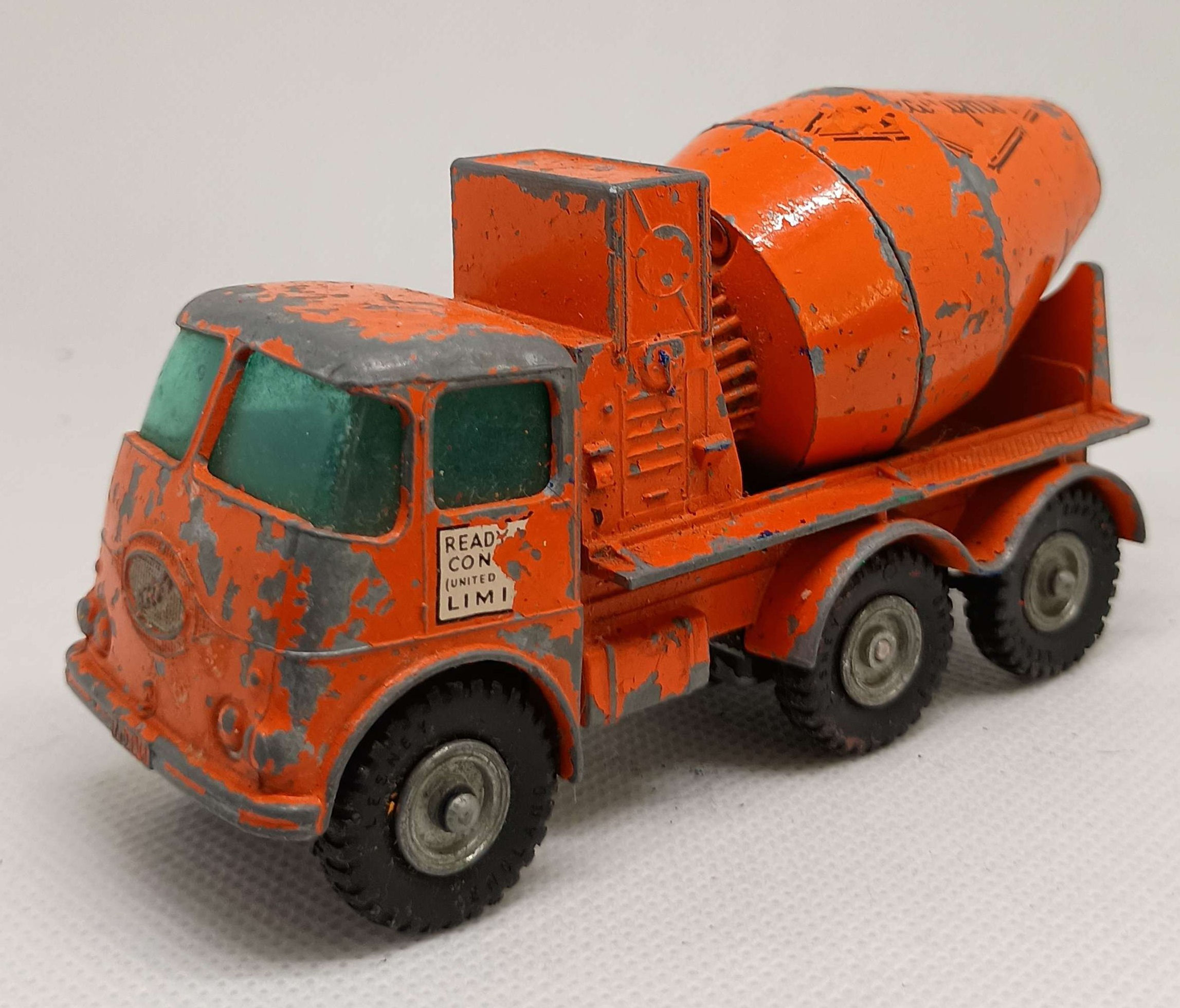 1967 Matchbox King Size K13 Ready-Mix Concrete Truck