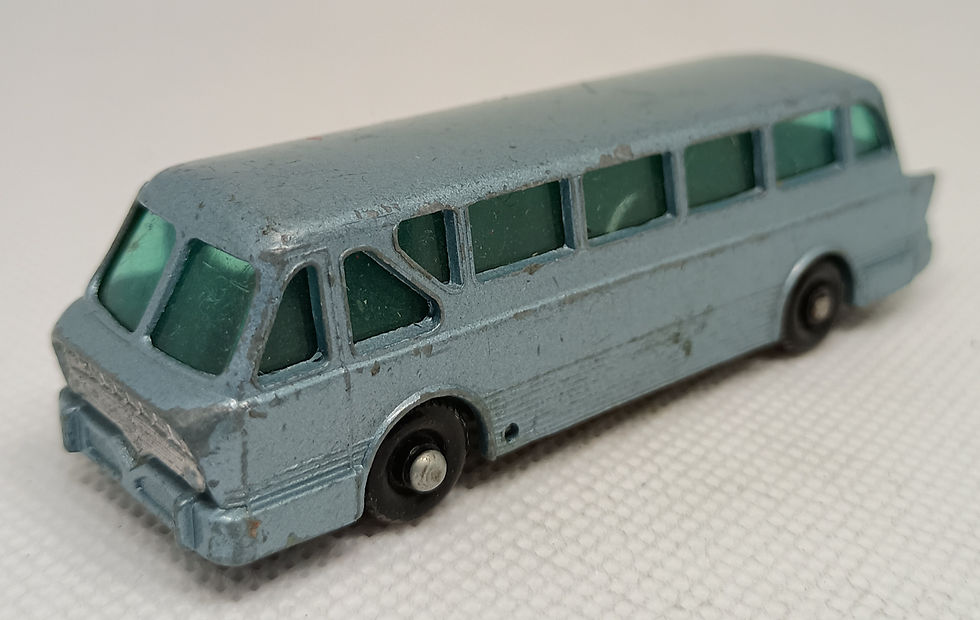 1961 Matchbox 1-75 Series No 40 Leyland Royal Tiger Coach