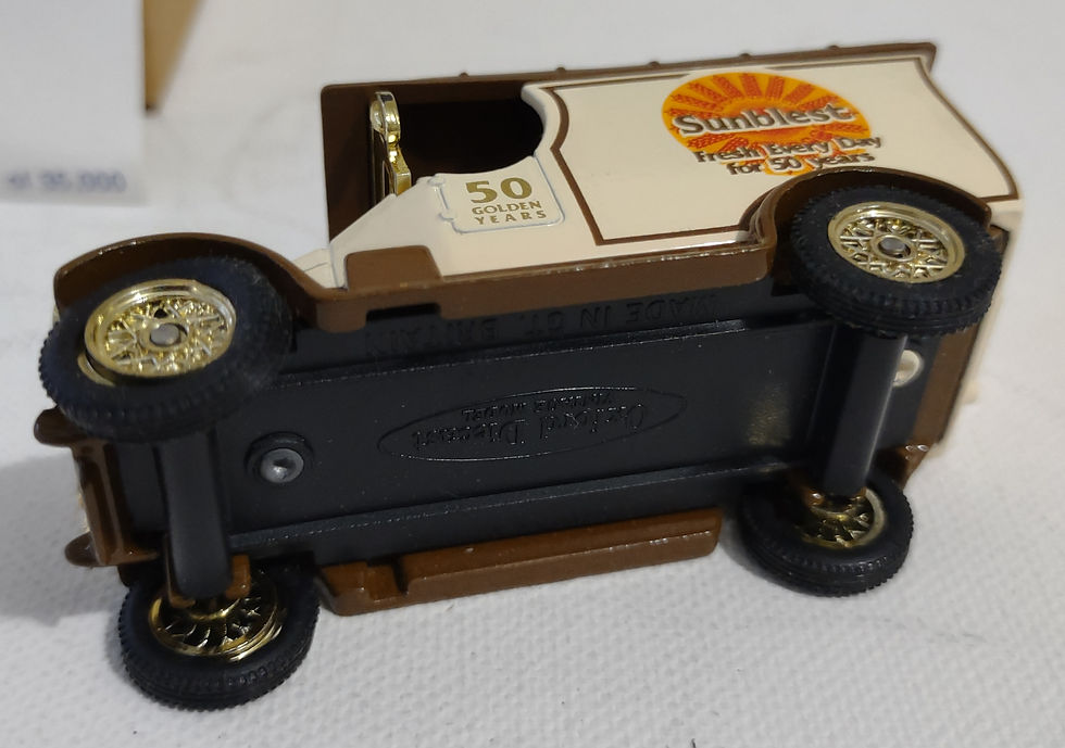 Thumbnail: 1990 Limited Edition Oxford Diecast "Sunblest" Morris Van