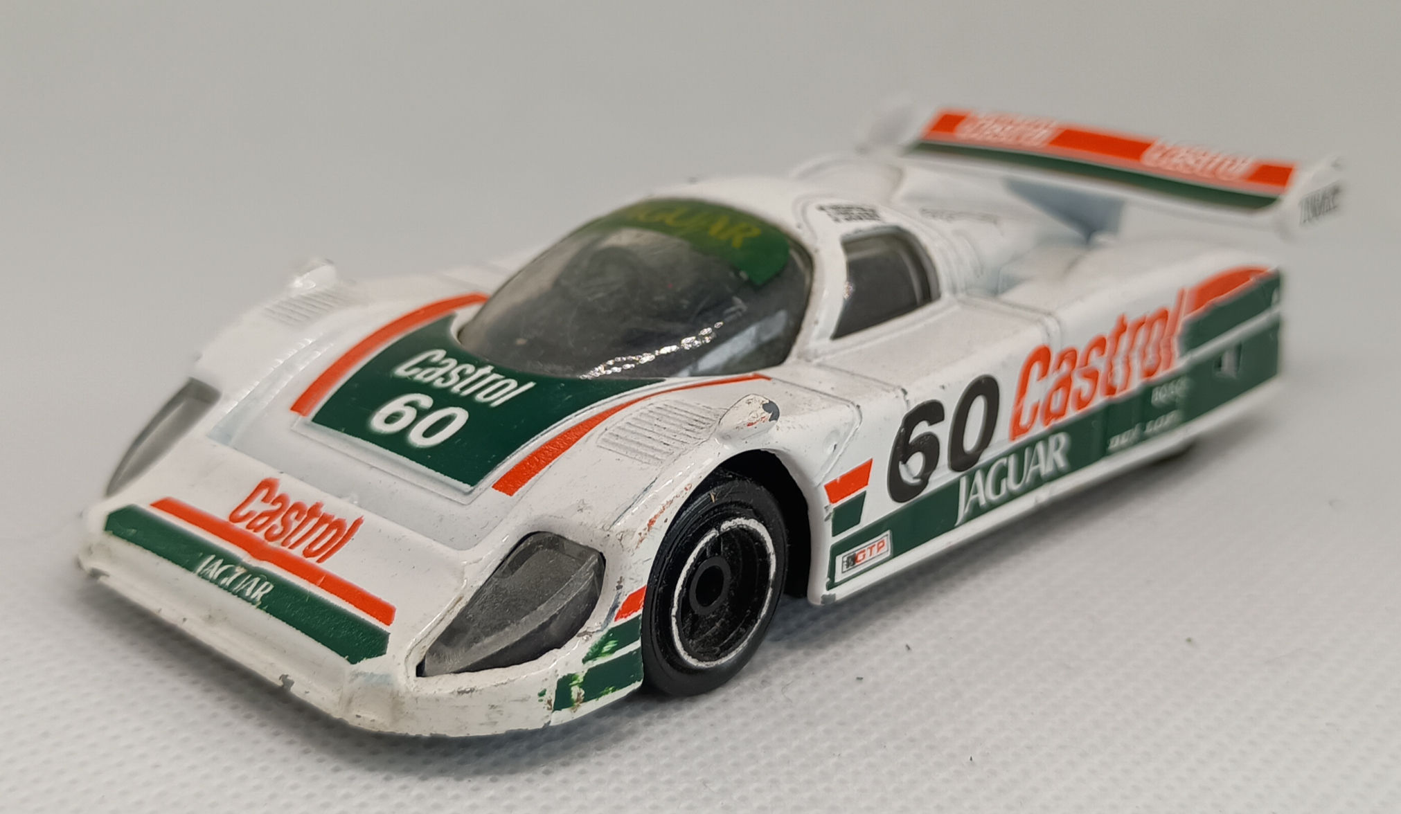 1988 Corgi C53656 Castrol Jaguar XJR9 #60 IMSA GT
